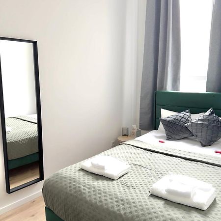 Heaven Homes - Privatzimmer Mit Bad Im Herzen Von Duesseldorf Bagian luar foto