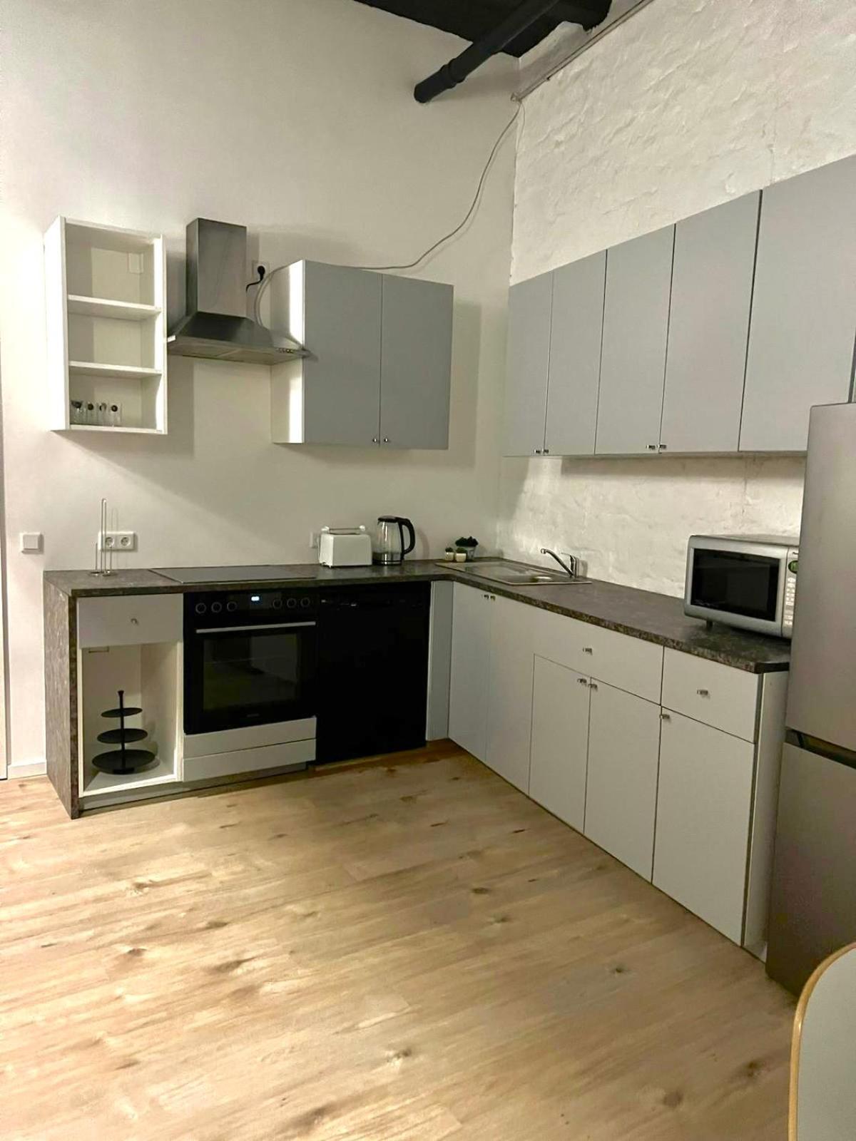Heaven Homes - Privatzimmer Mit Bad Im Herzen Von Duesseldorf Bagian luar foto