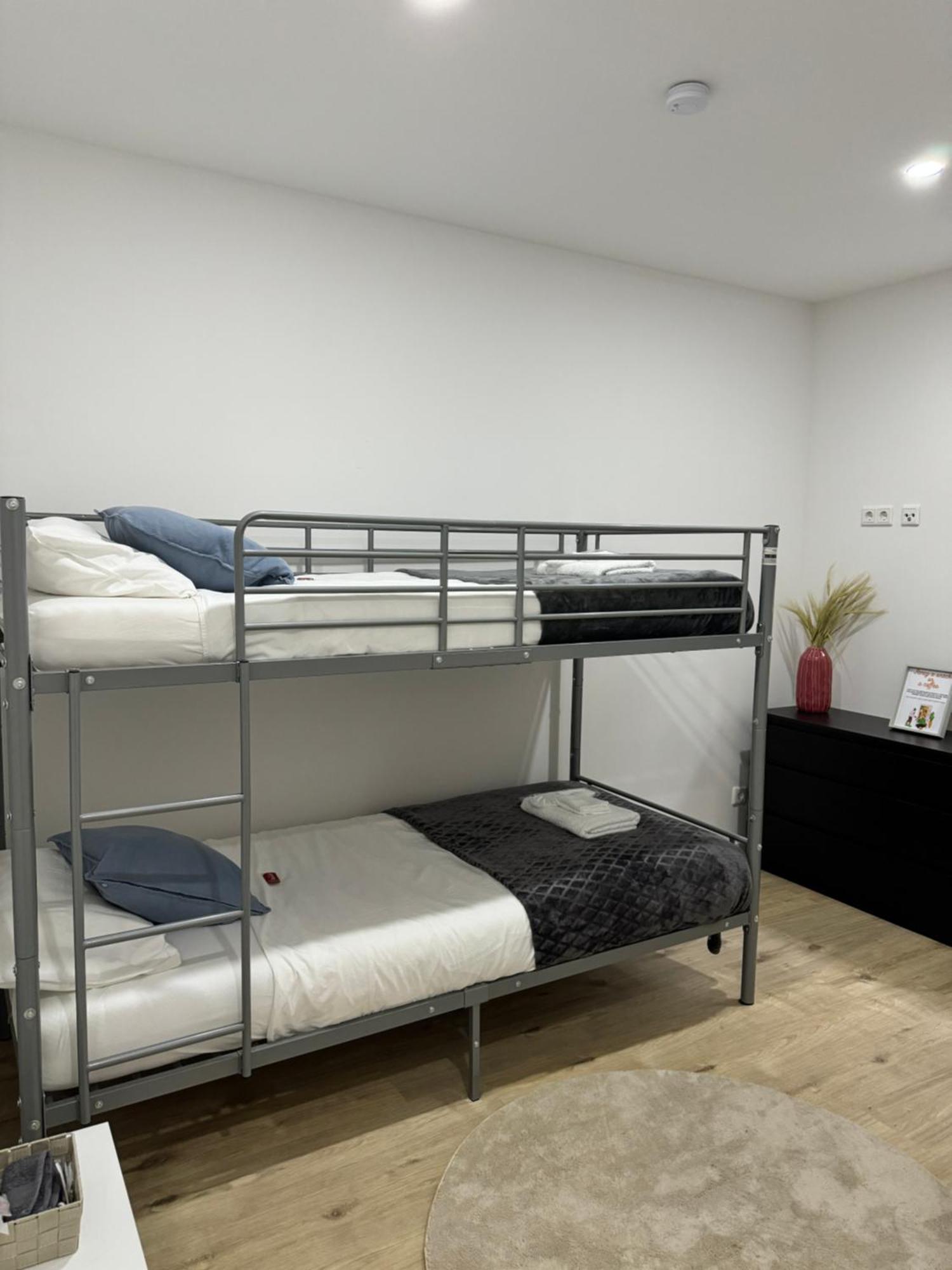 Heaven Homes - Privatzimmer Mit Bad Im Herzen Von Duesseldorf Bagian luar foto